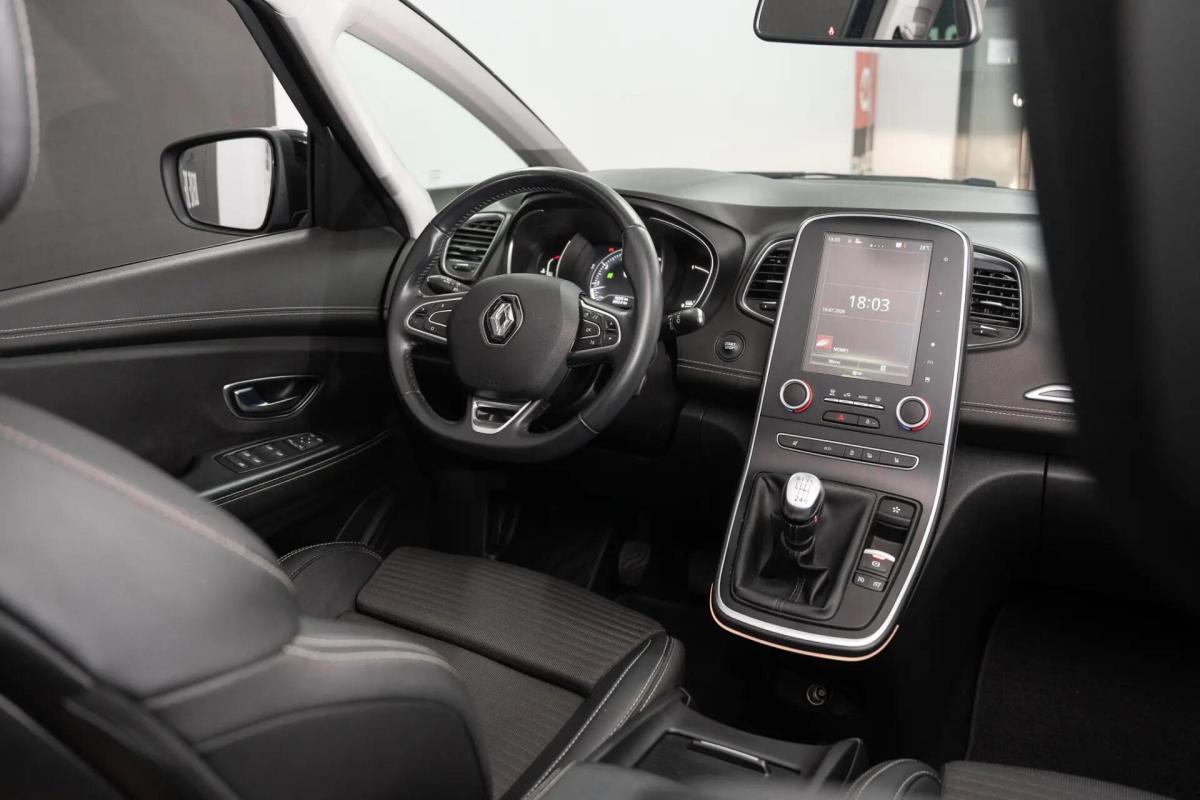 renault-grand-scenic-2018-gasolina-1197cc