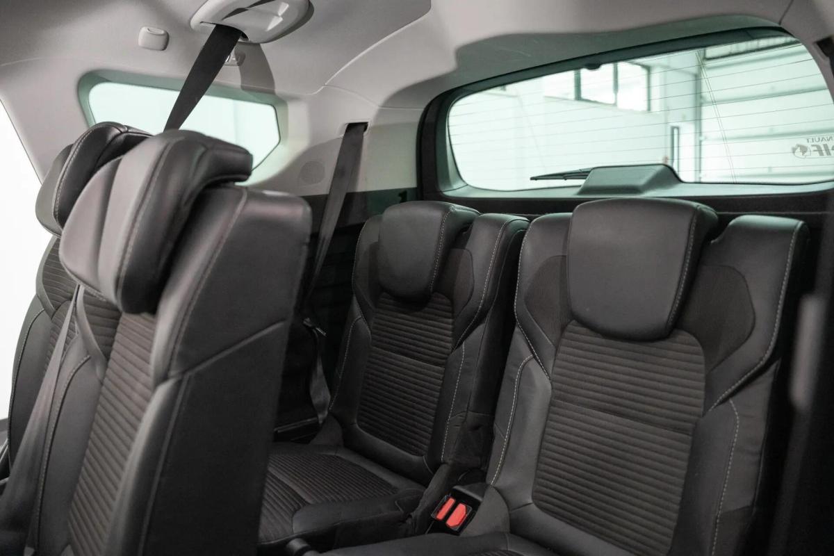 renault-grand-scenic-2018-gasolina-1197cc