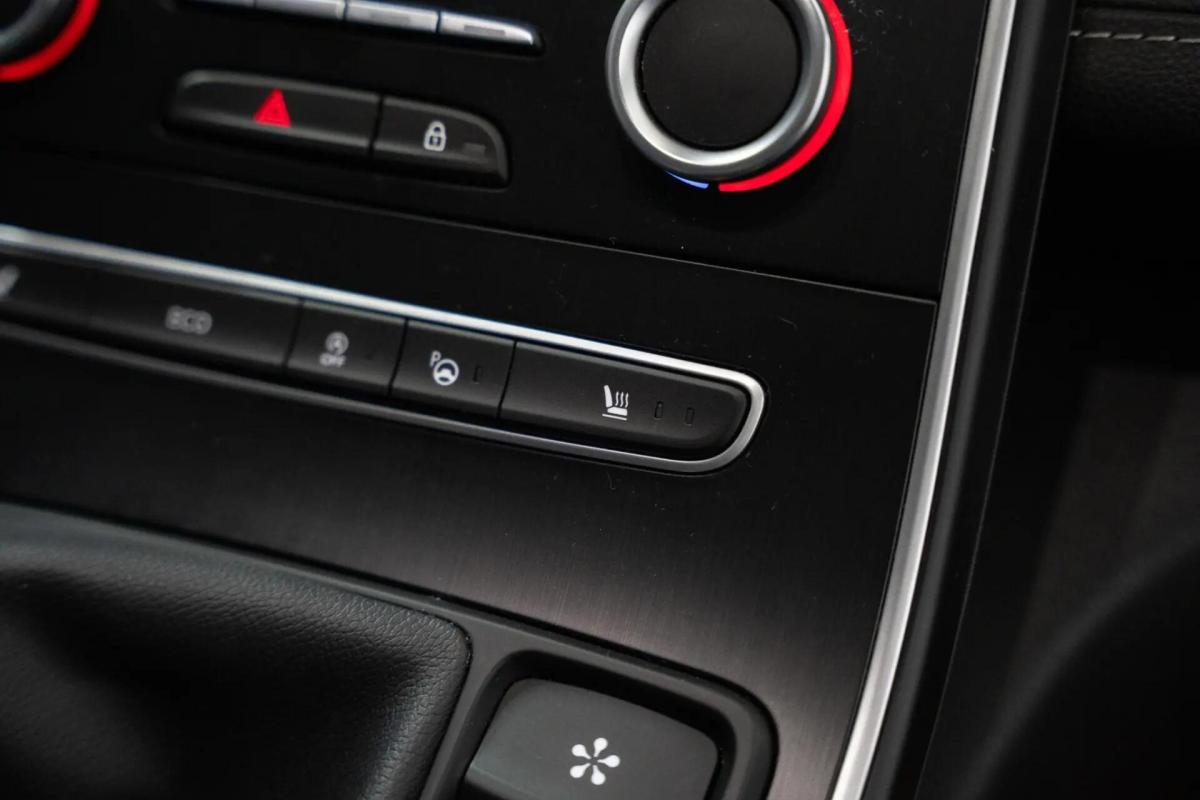 renault-grand-scenic-2018-gasolina-1197cc
