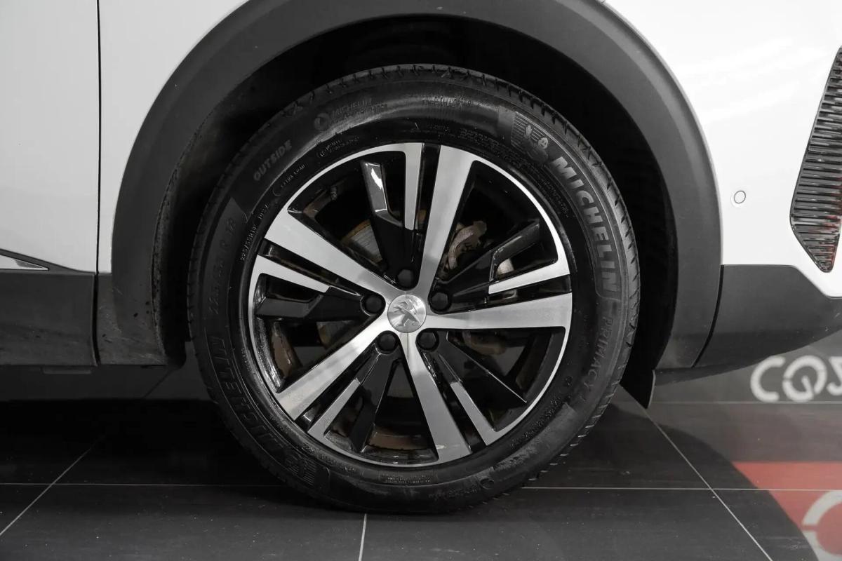 peugeot-3008-2023-gasolina-1199cc