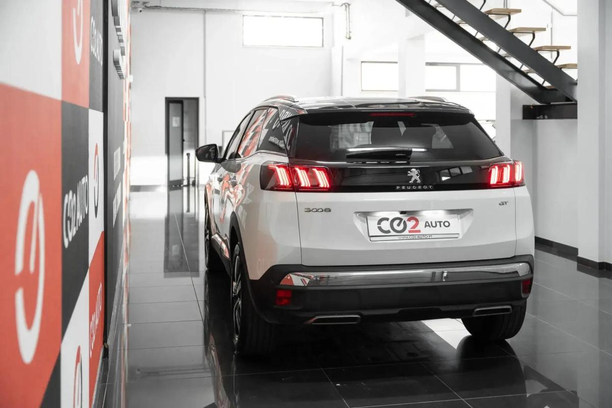peugeot-3008-2023-gasolina-1199cc