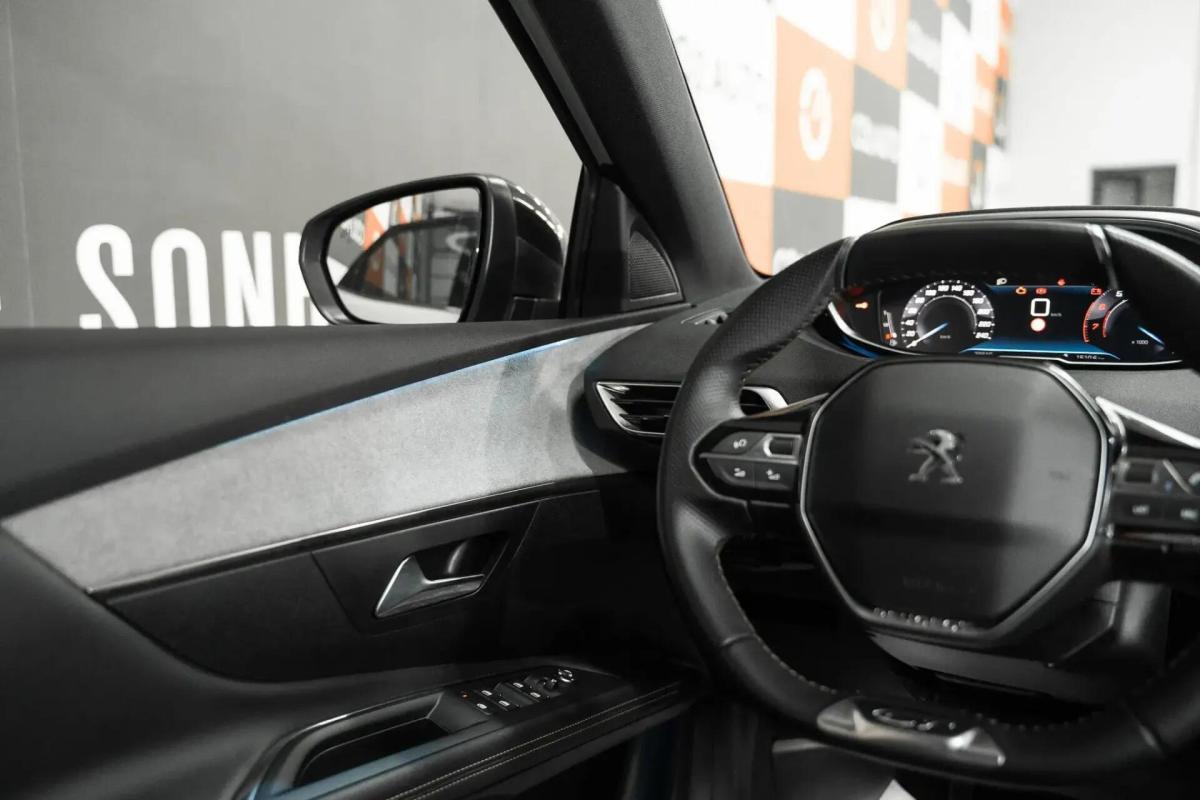 peugeot-3008-2023-gasolina-1199cc