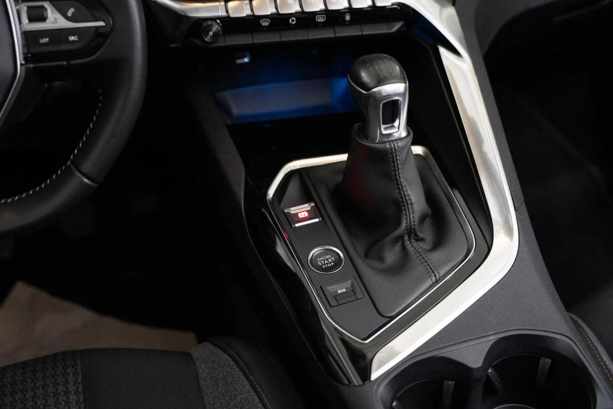 peugeot-3008-2021-diesel-1499cc
