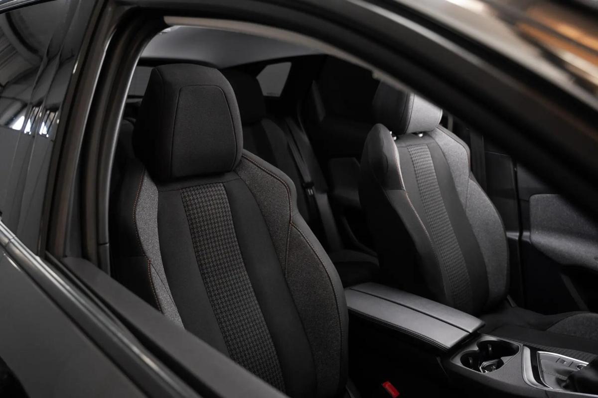 peugeot-3008-2021-diesel-1499cc