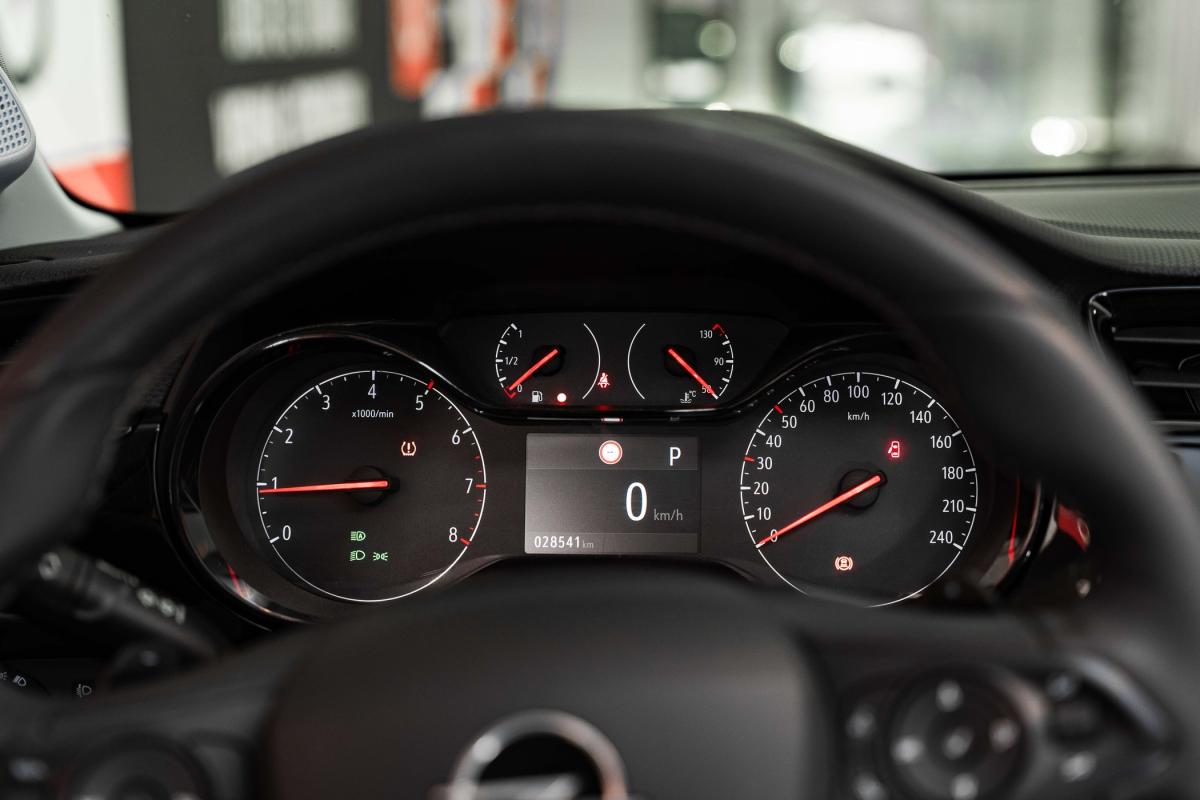 opel-corsa-2024-gasolina-1199cc