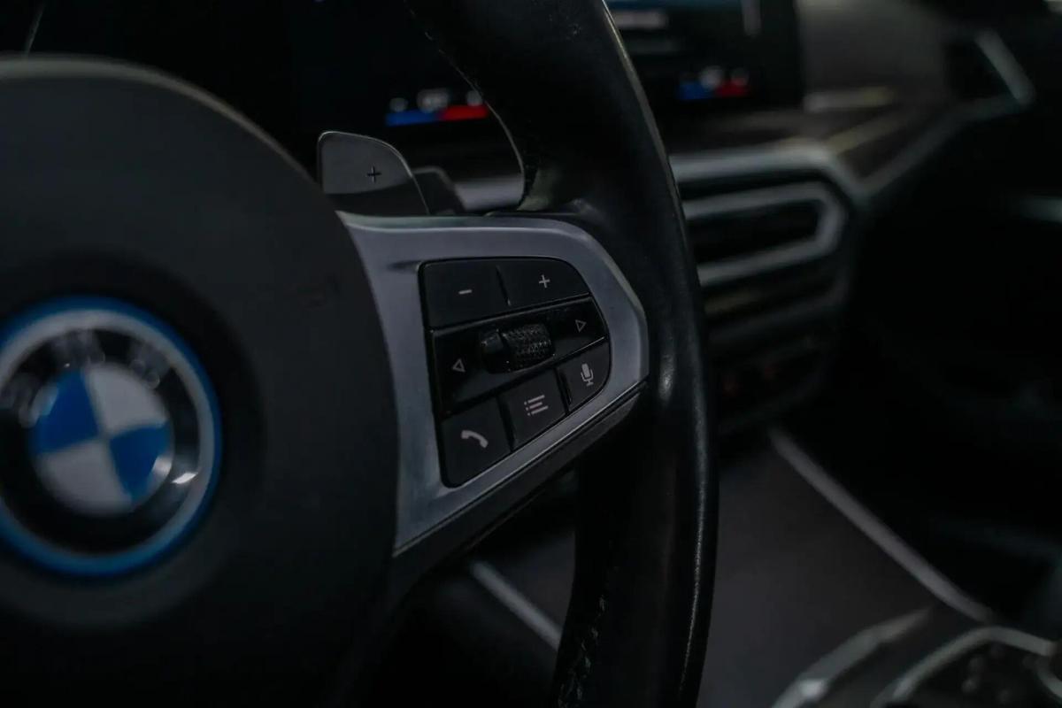 bmw-serie-3-320e-2024-hibrido-a-gasolina-1998cc