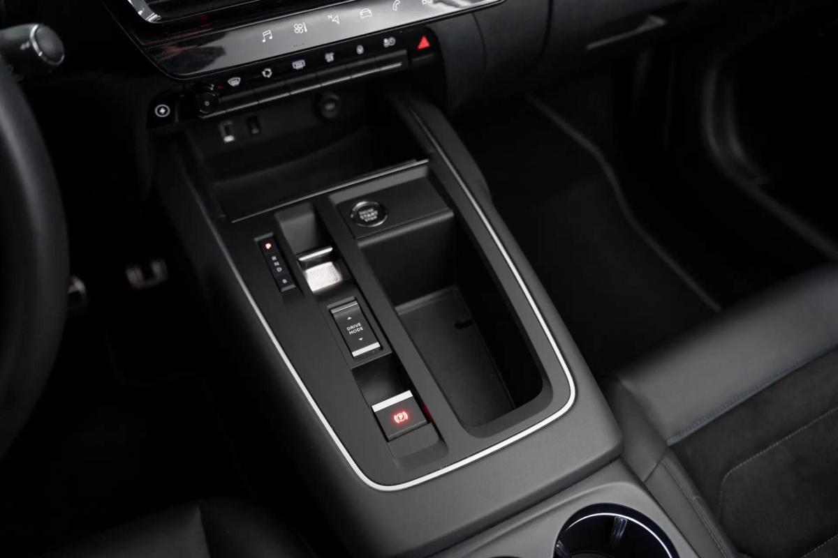 citroen-c5-aircross-2023-hibrido-a-gasolina-1598cc
