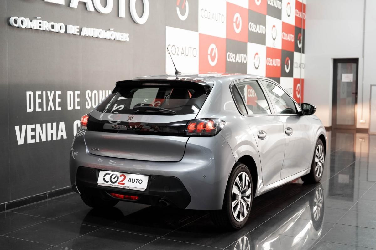 peugeot-208-2023-diesel-1499cc