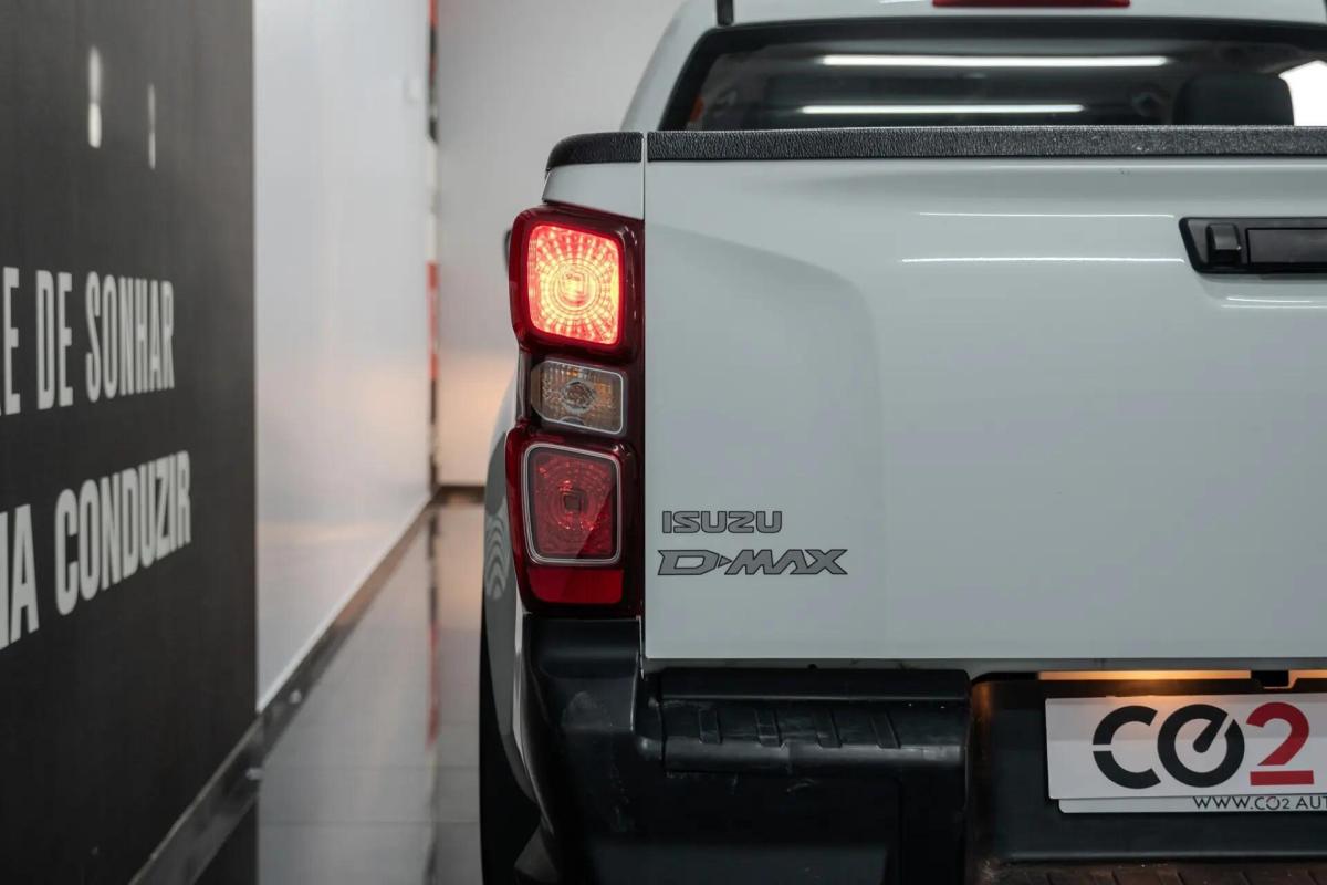 isuzu-d-max-2024-diesel-1898cc