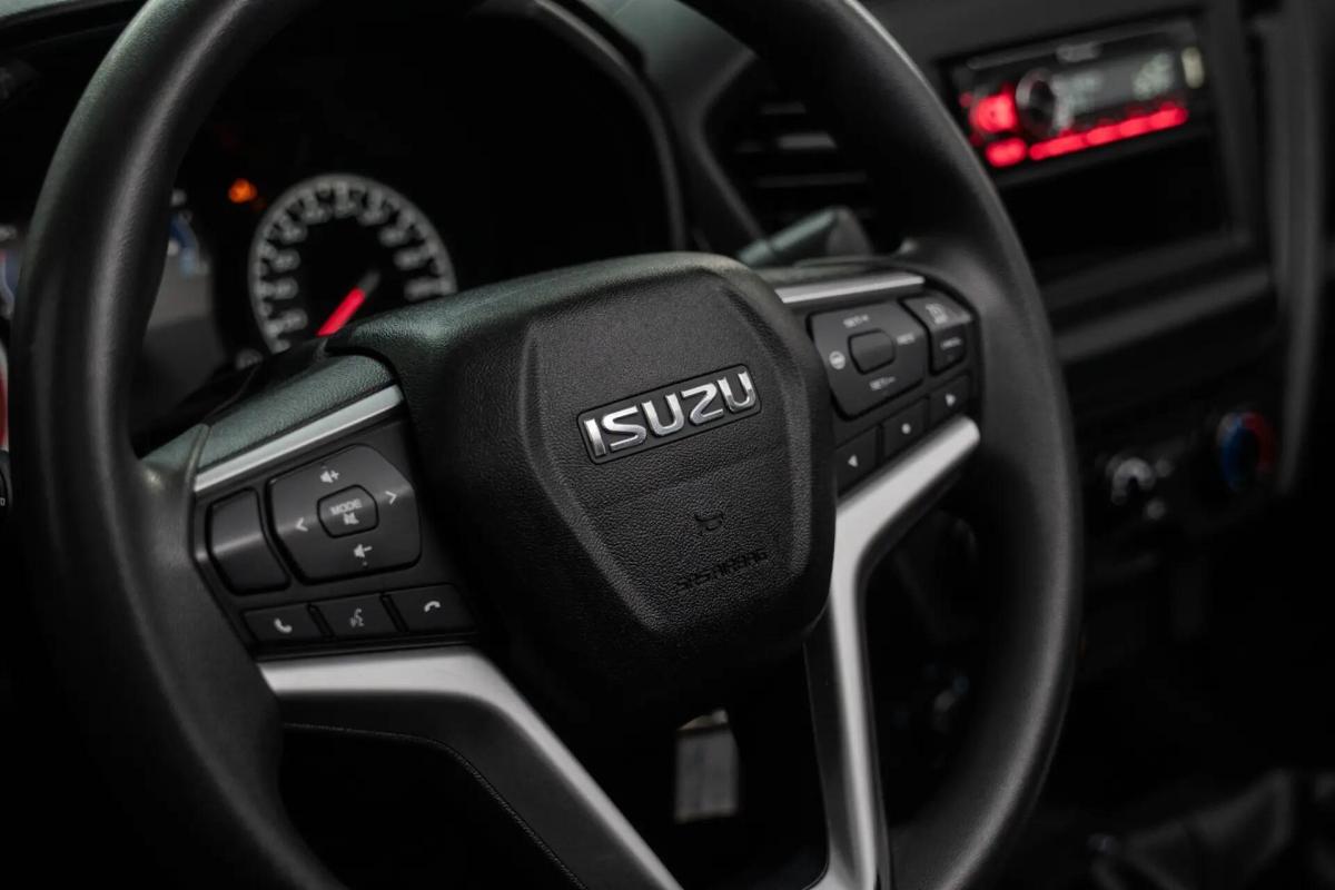 isuzu-d-max-2024-diesel-1898cc