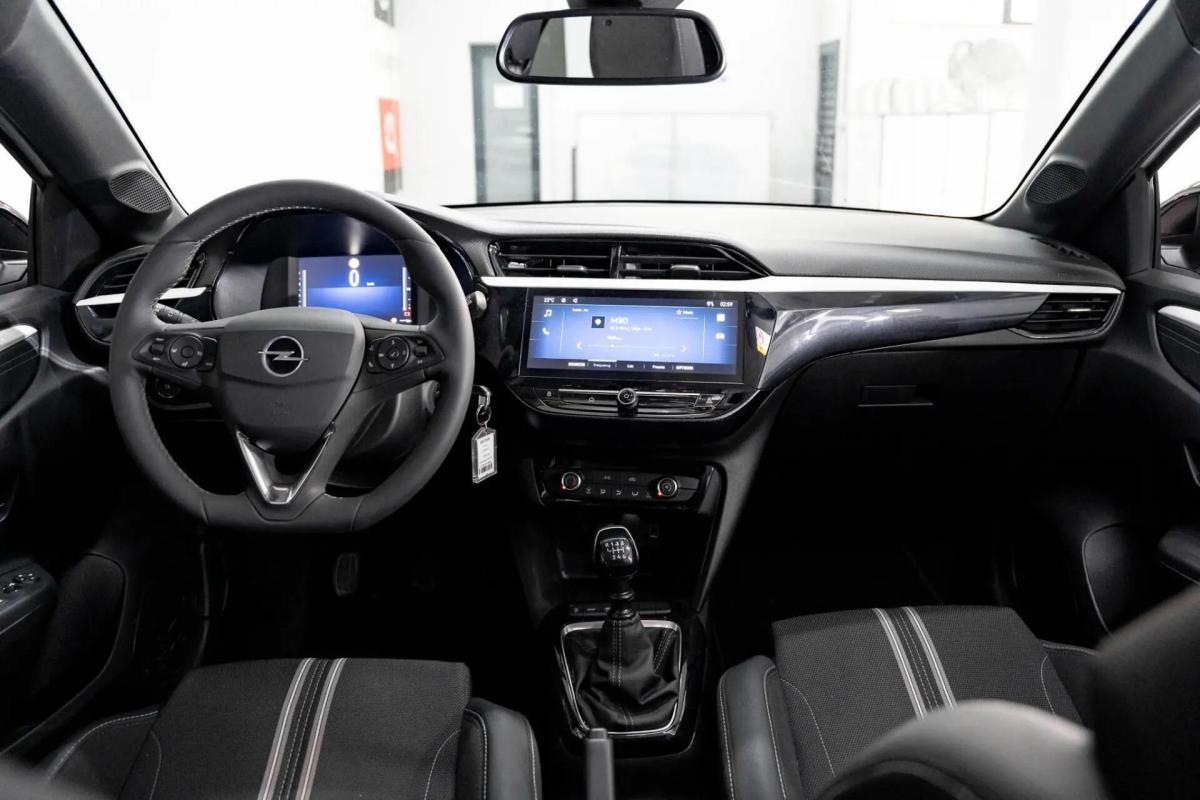 opel-corsa-2025-gasolina-1199cc