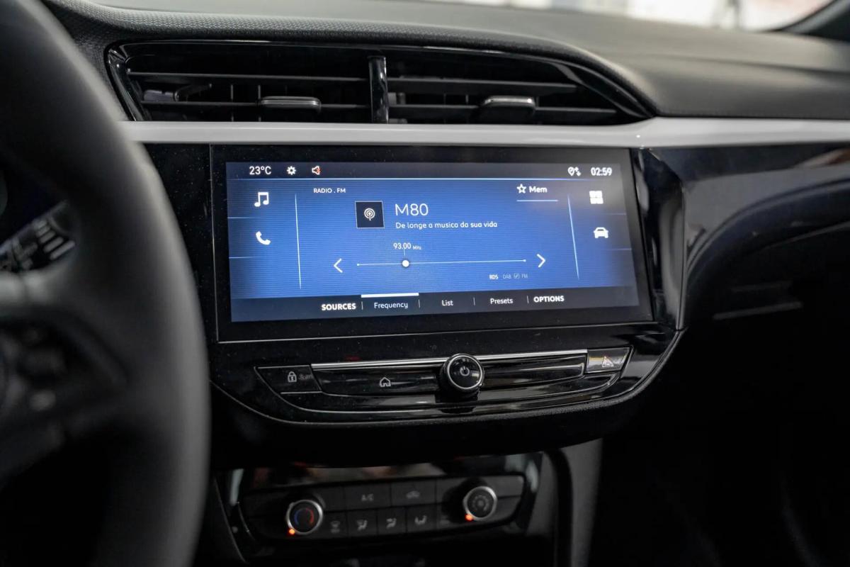 opel-corsa-2025-gasolina-1199cc