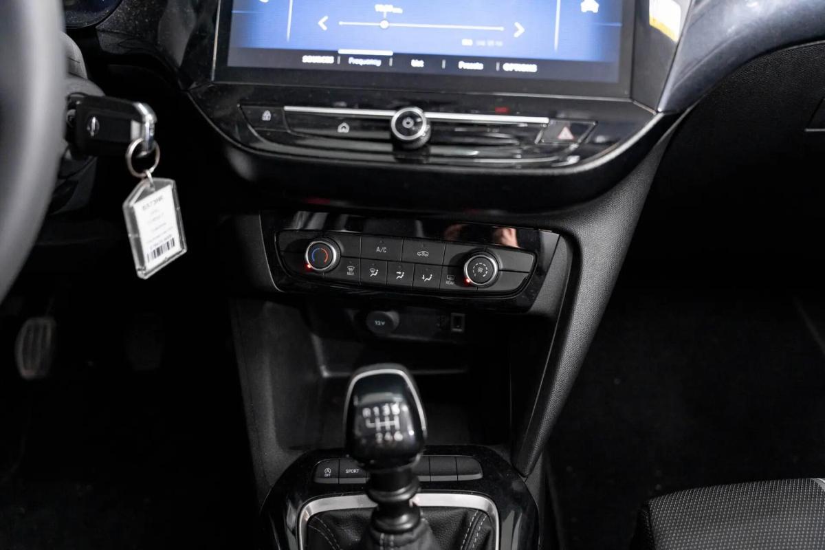opel-corsa-2025-gasolina-1199cc