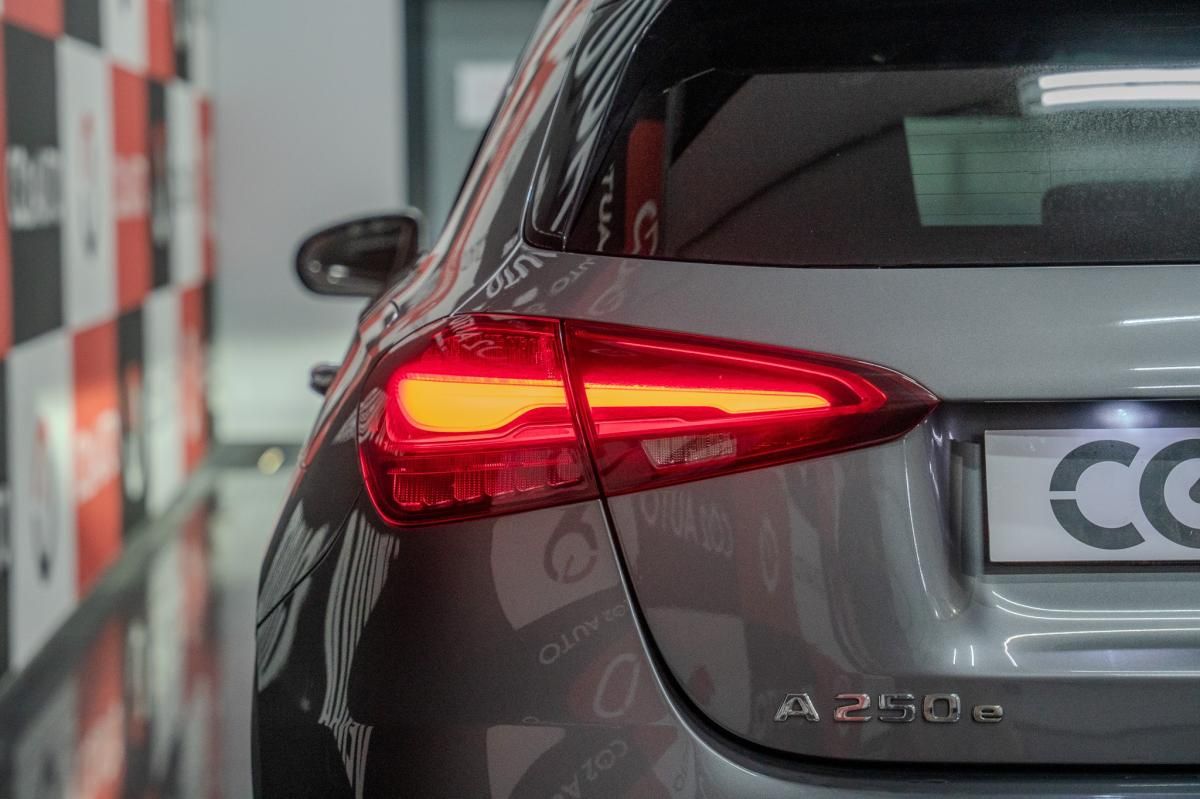 mercedes-benz-classe-a-2024-hibrido-a-gasolina-1332cc