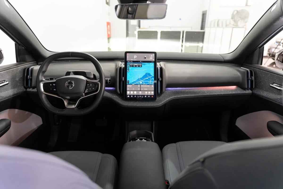 volvo-ex30-2024-eletrico-0cc