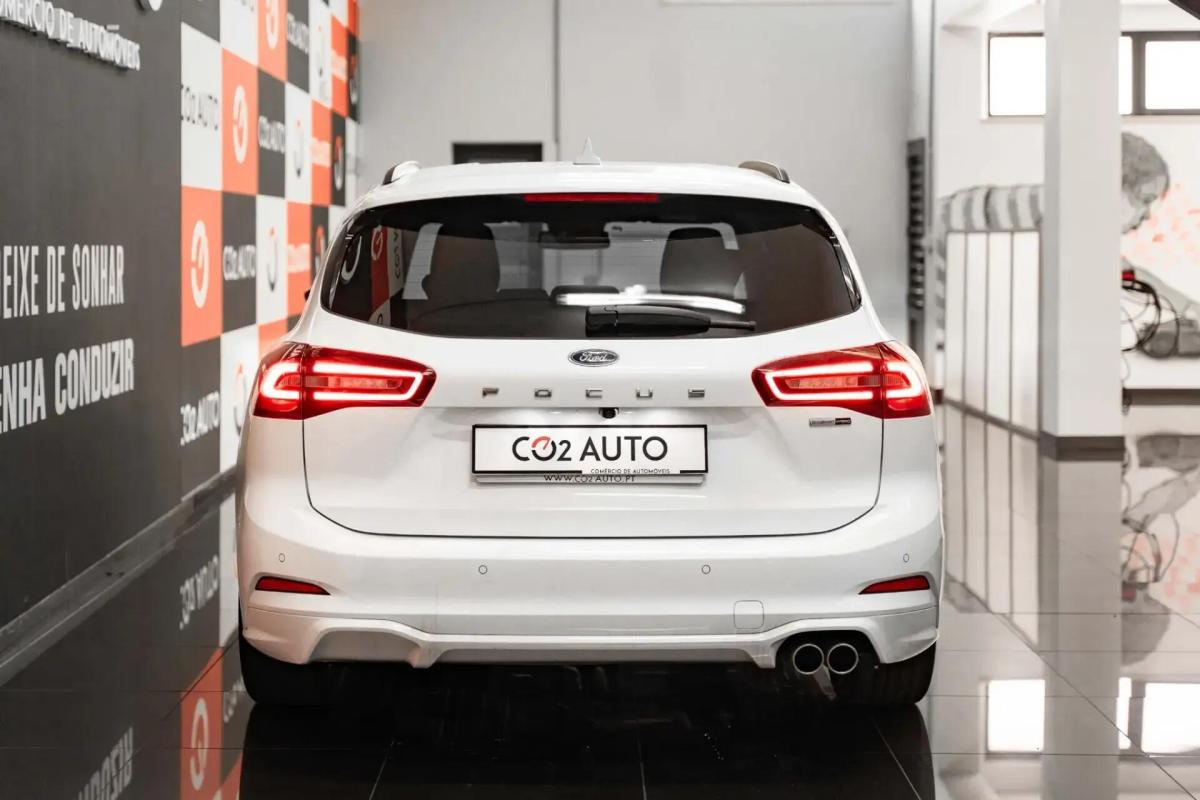 ford-focus-sw-2023-gasolina-998cc