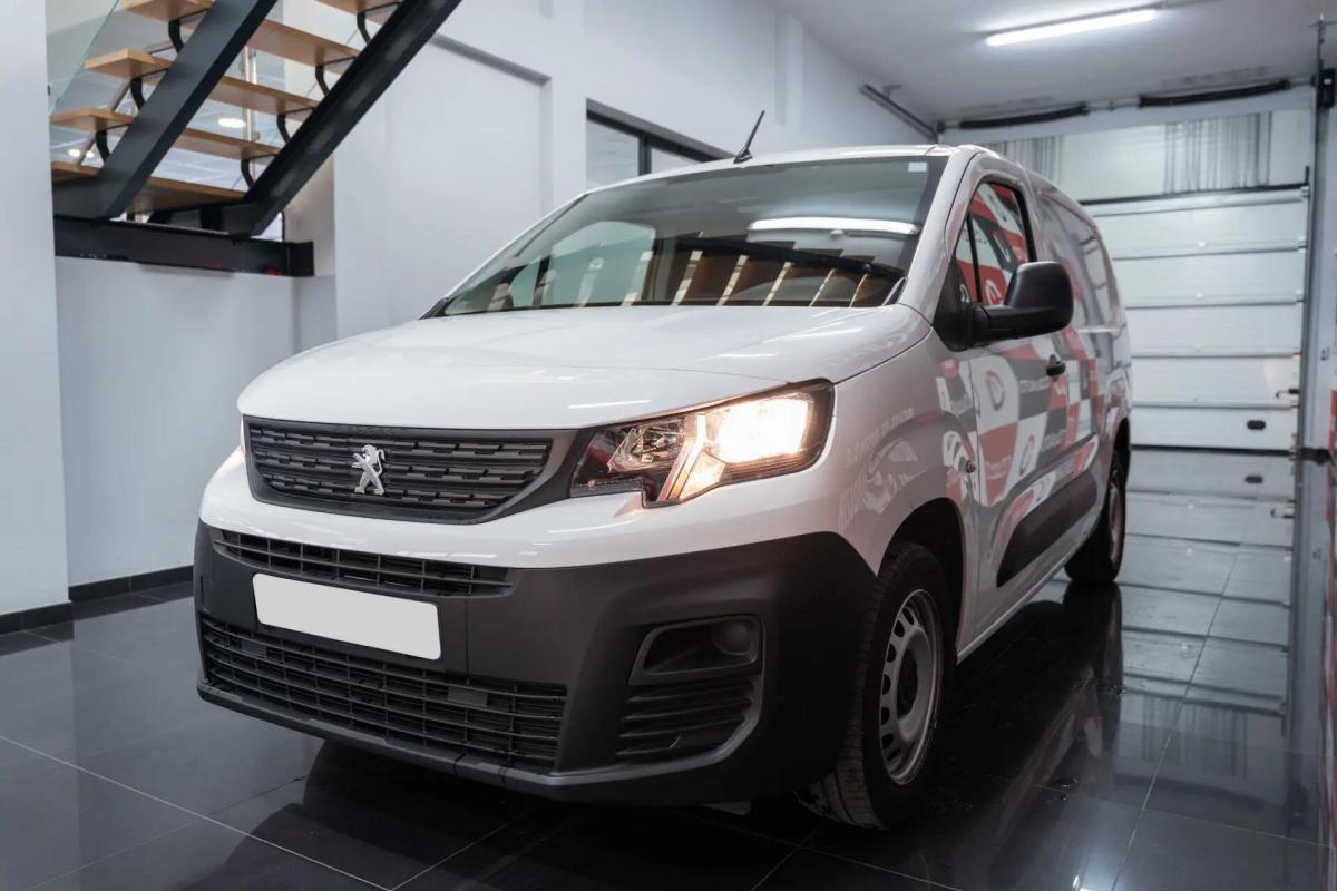 peugeot-partner-2023-diesel-1499cc