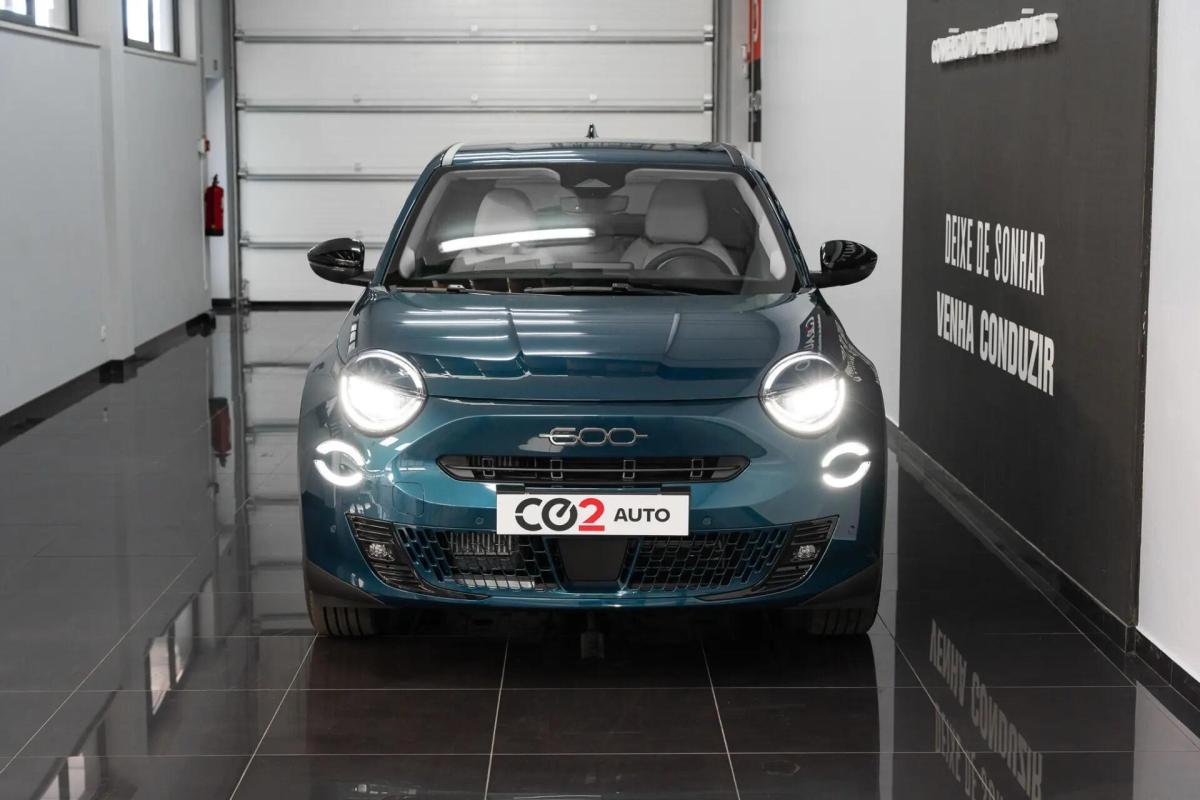 fiat-600-2026-gasolina-1199cc