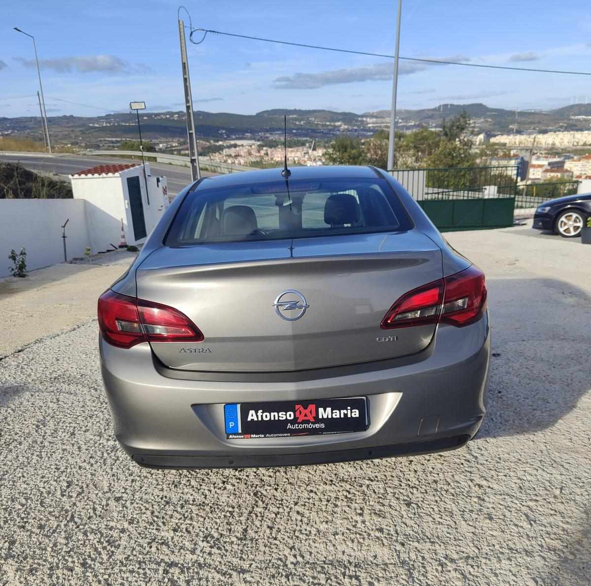 opel-astra-2016-diesel-1598cc