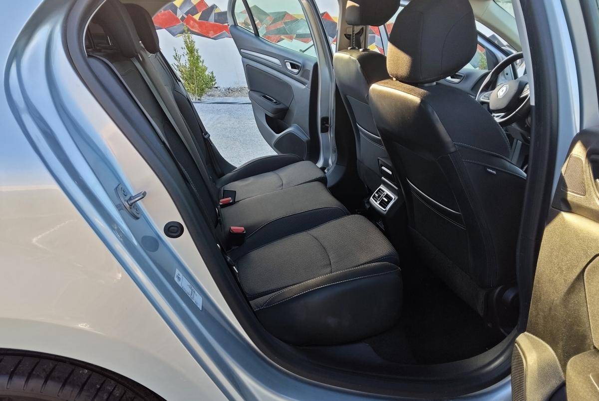 renault-megane-2024-diesel-1461cc