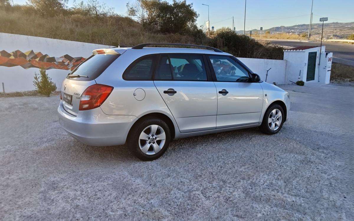 skoda-fabia-2011-gasolina-1197cc