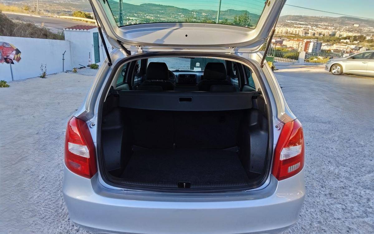 skoda-fabia-2011-gasolina-1197cc