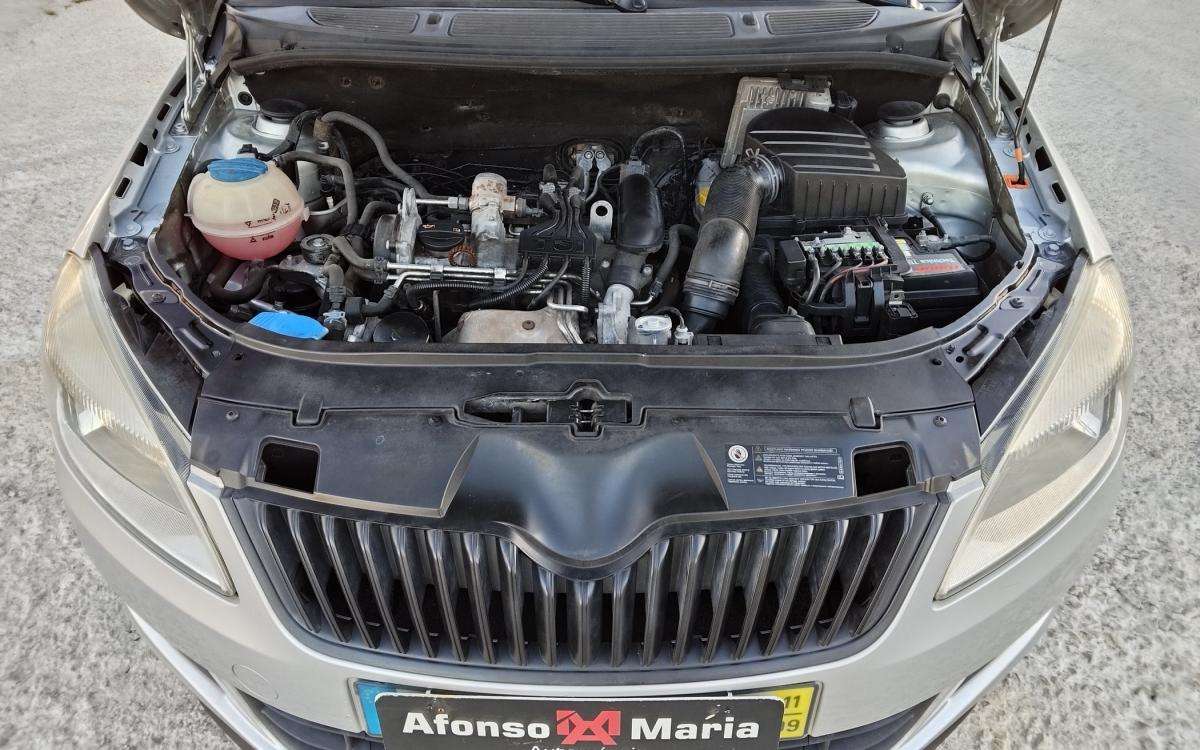 skoda-fabia-2011-gasolina-1197cc
