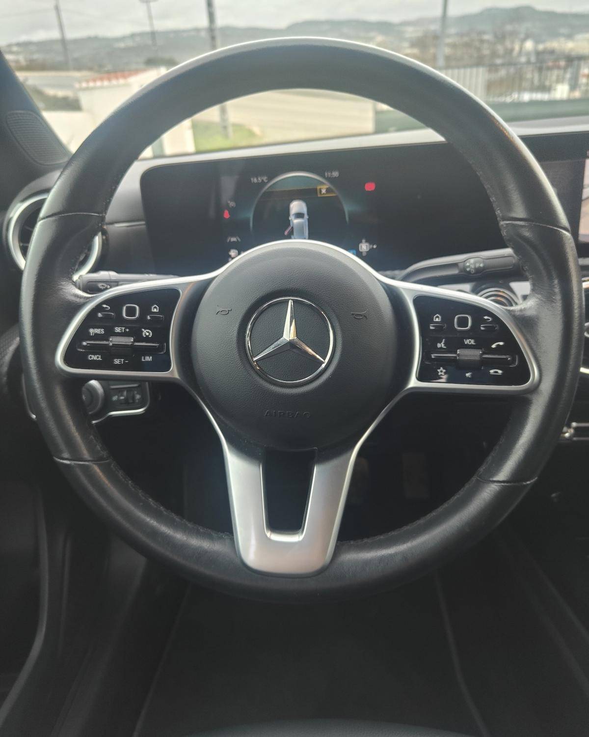 mercedes-benz-classe-a-2022-gasolina-1332cc