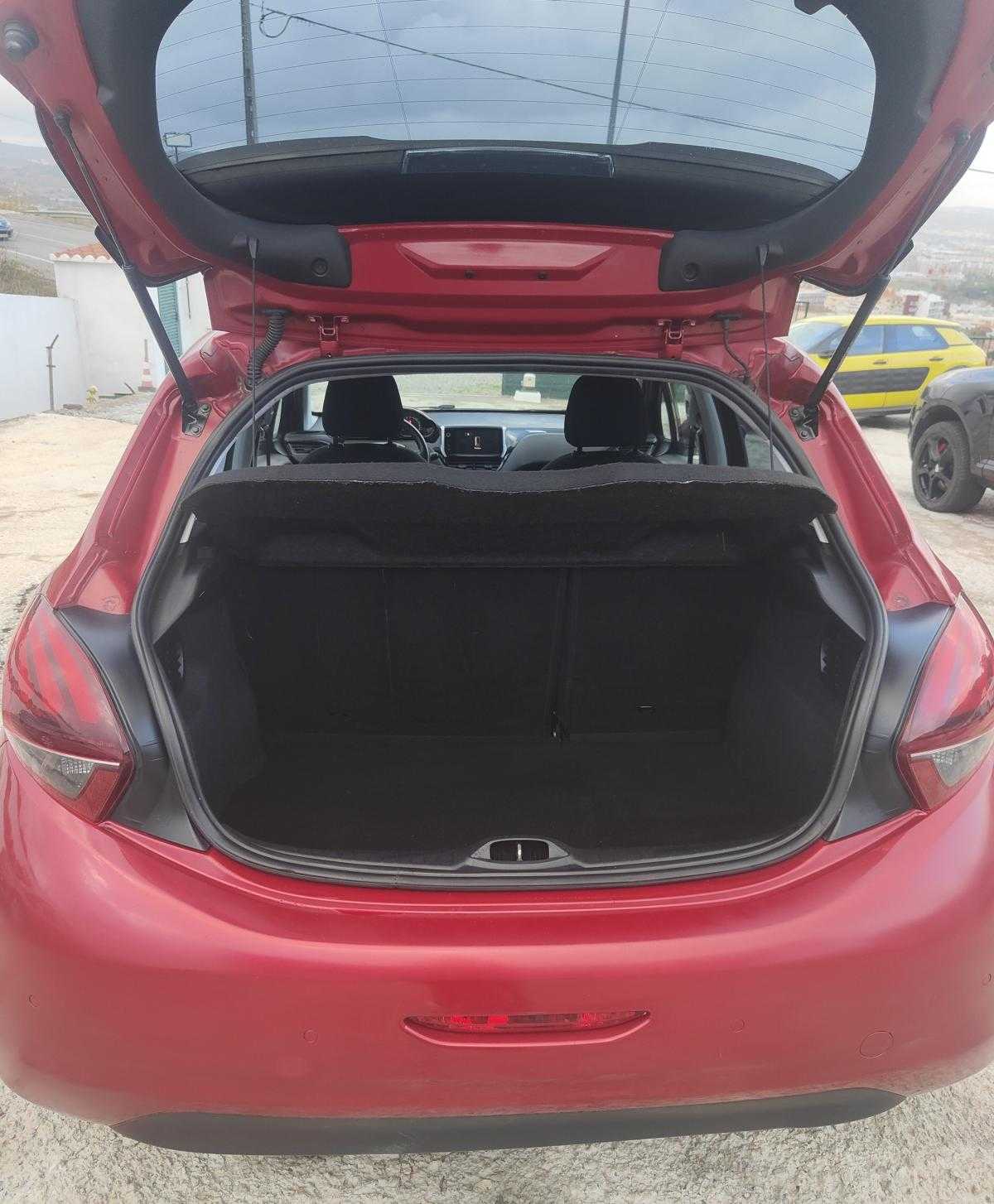 peugeot-208-2016-diesel-1560cc