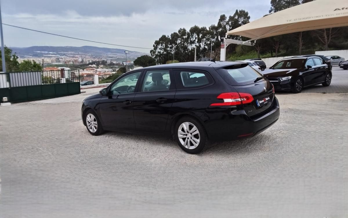 peugeot-308-sw-2019-diesel-1499cc
