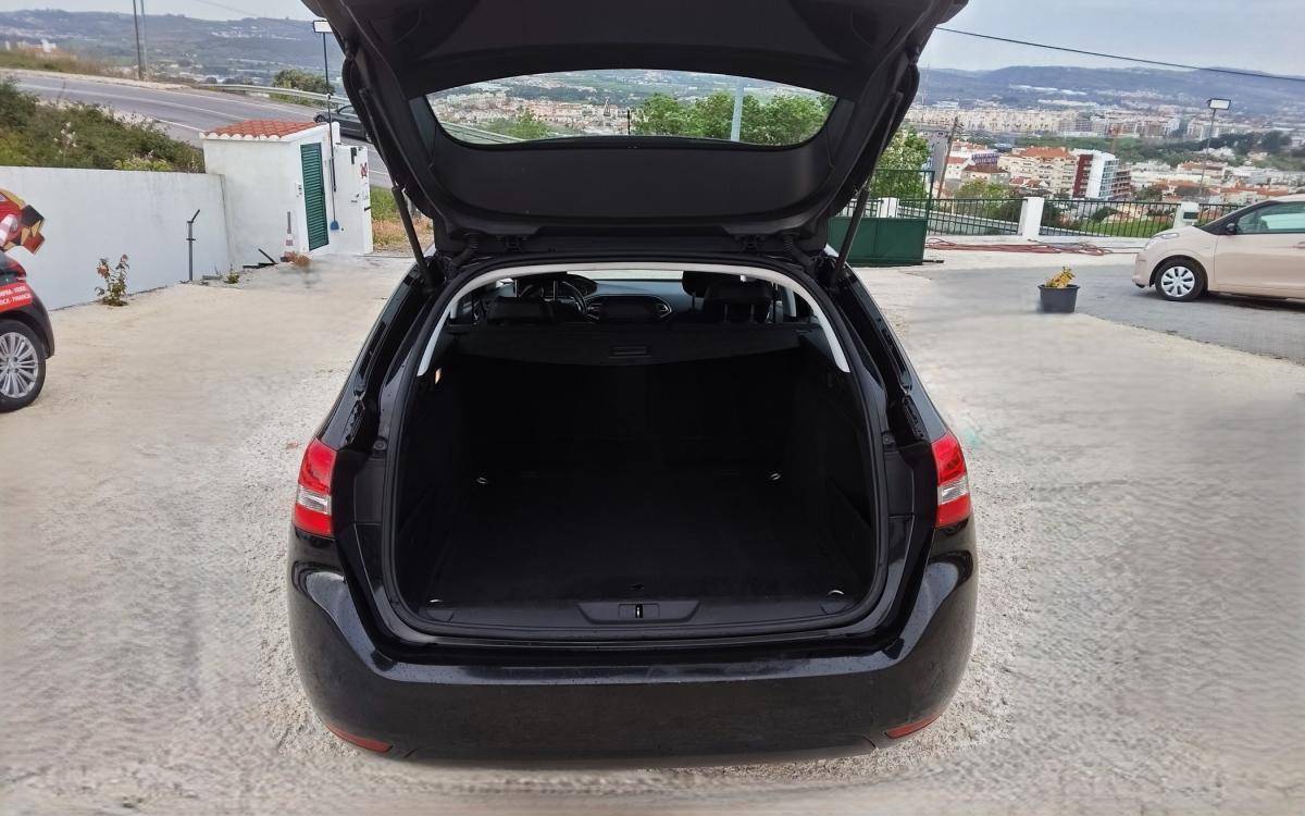 peugeot-308-sw-2019-diesel-1499cc