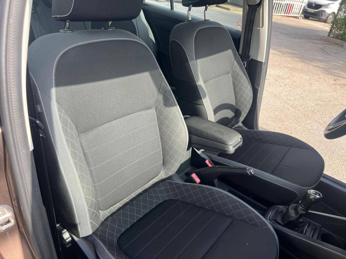 skoda-fabia-break-2019-gasolina-999cc