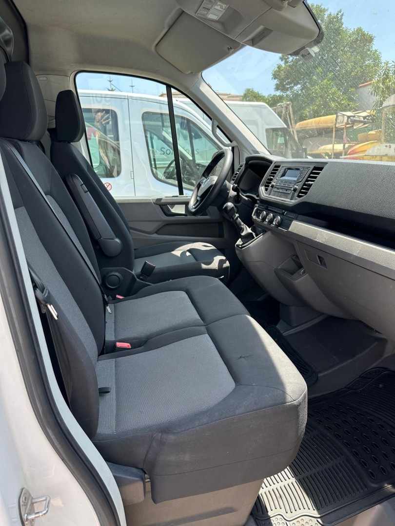 volkswagen-crafter-2019-diesel-1968cc