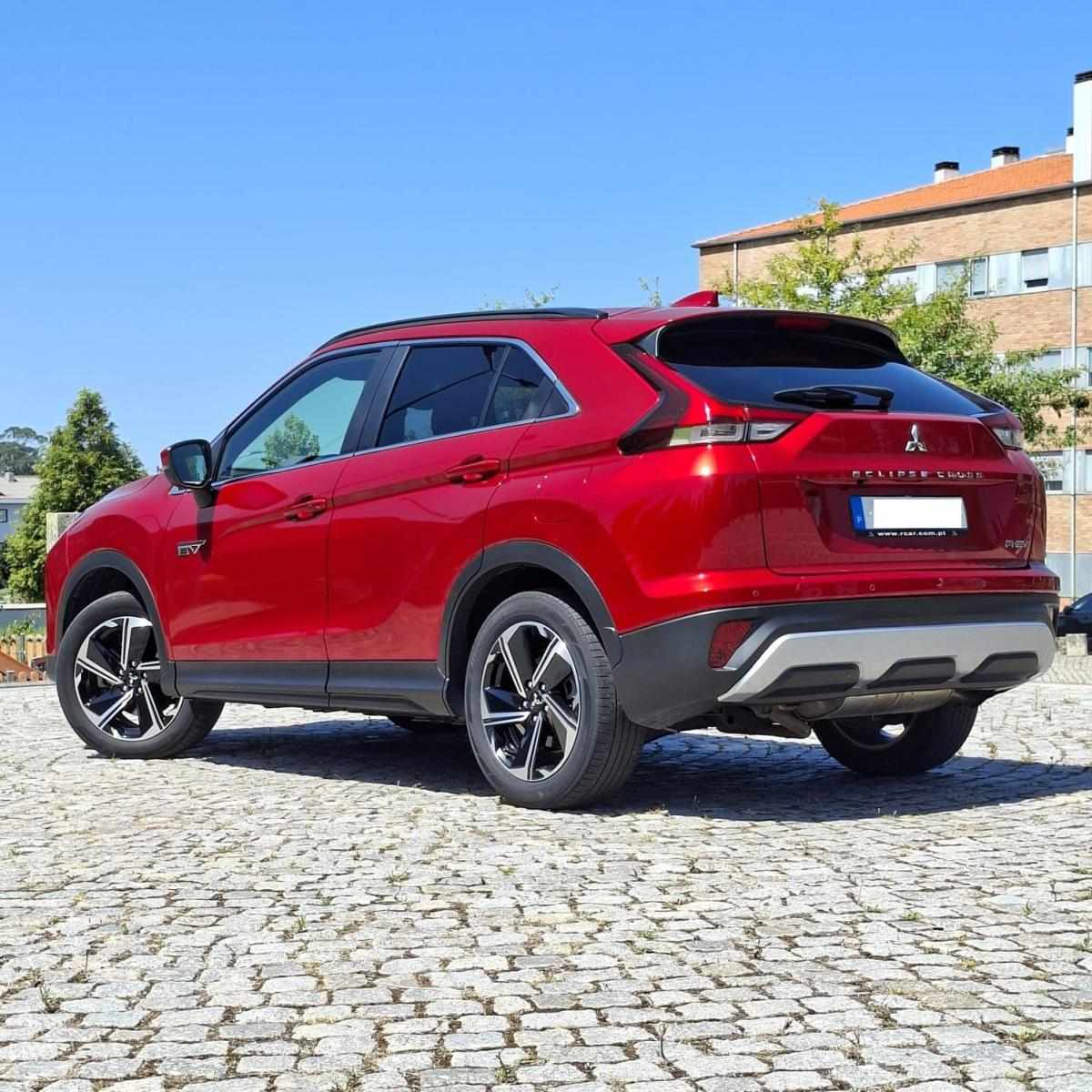 mitsubishi-eclipse-cross-2022-hibrido-a-gasolina-2360cc