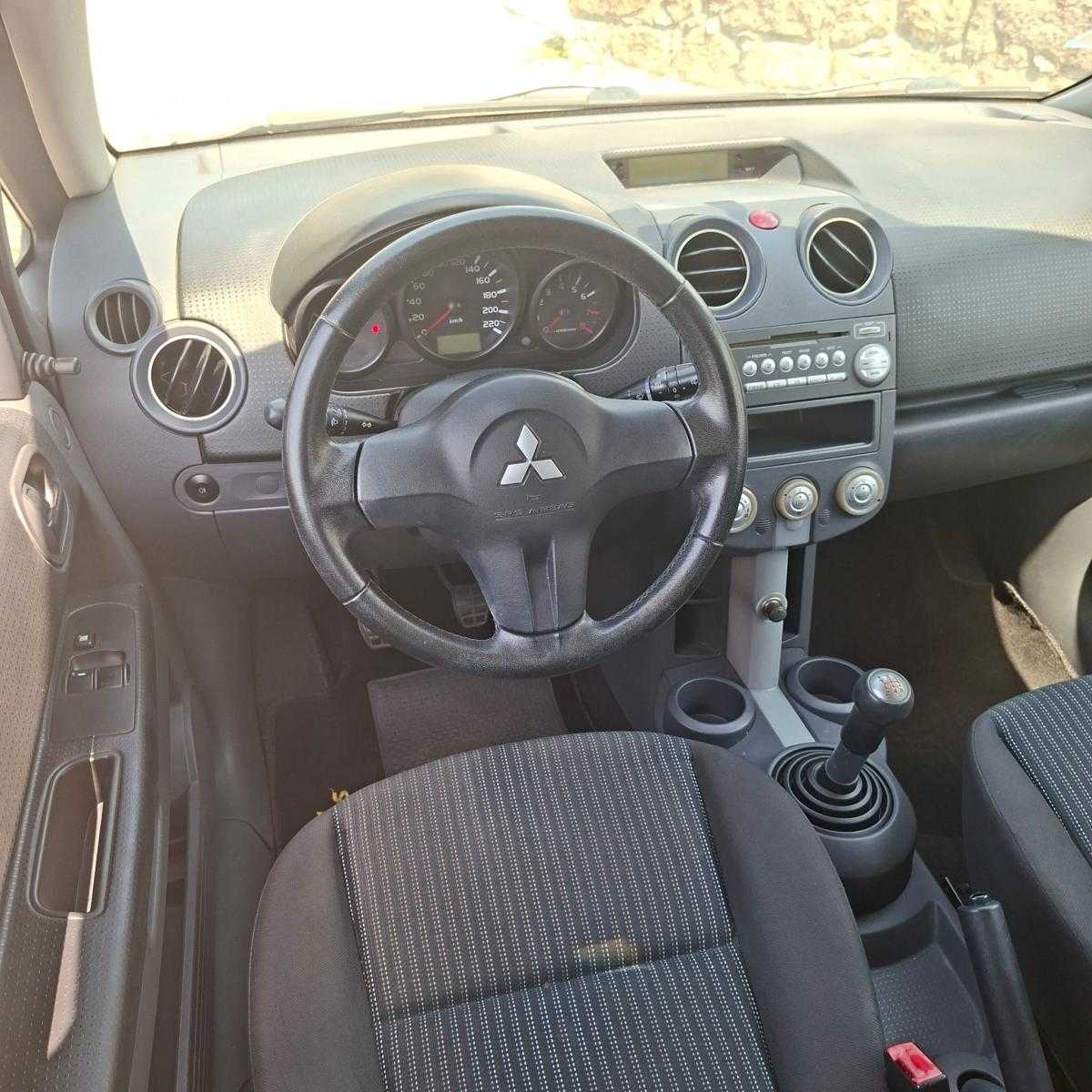 mitsubishi-colt-2008-gasolina-1124cc