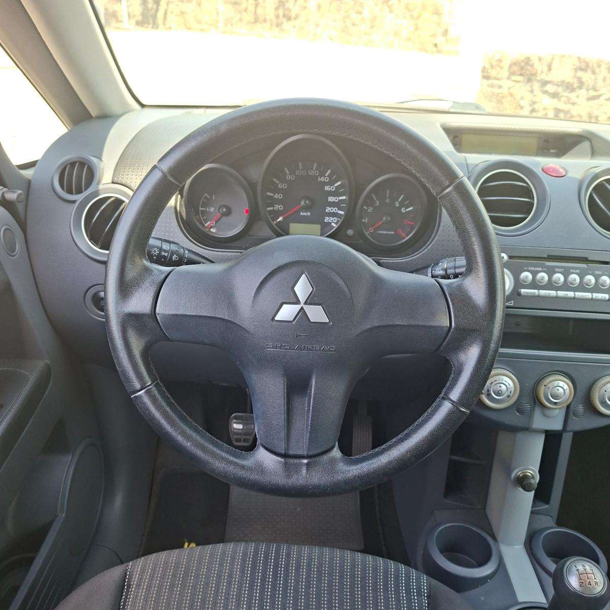 mitsubishi-colt-2008-gasolina-1124cc