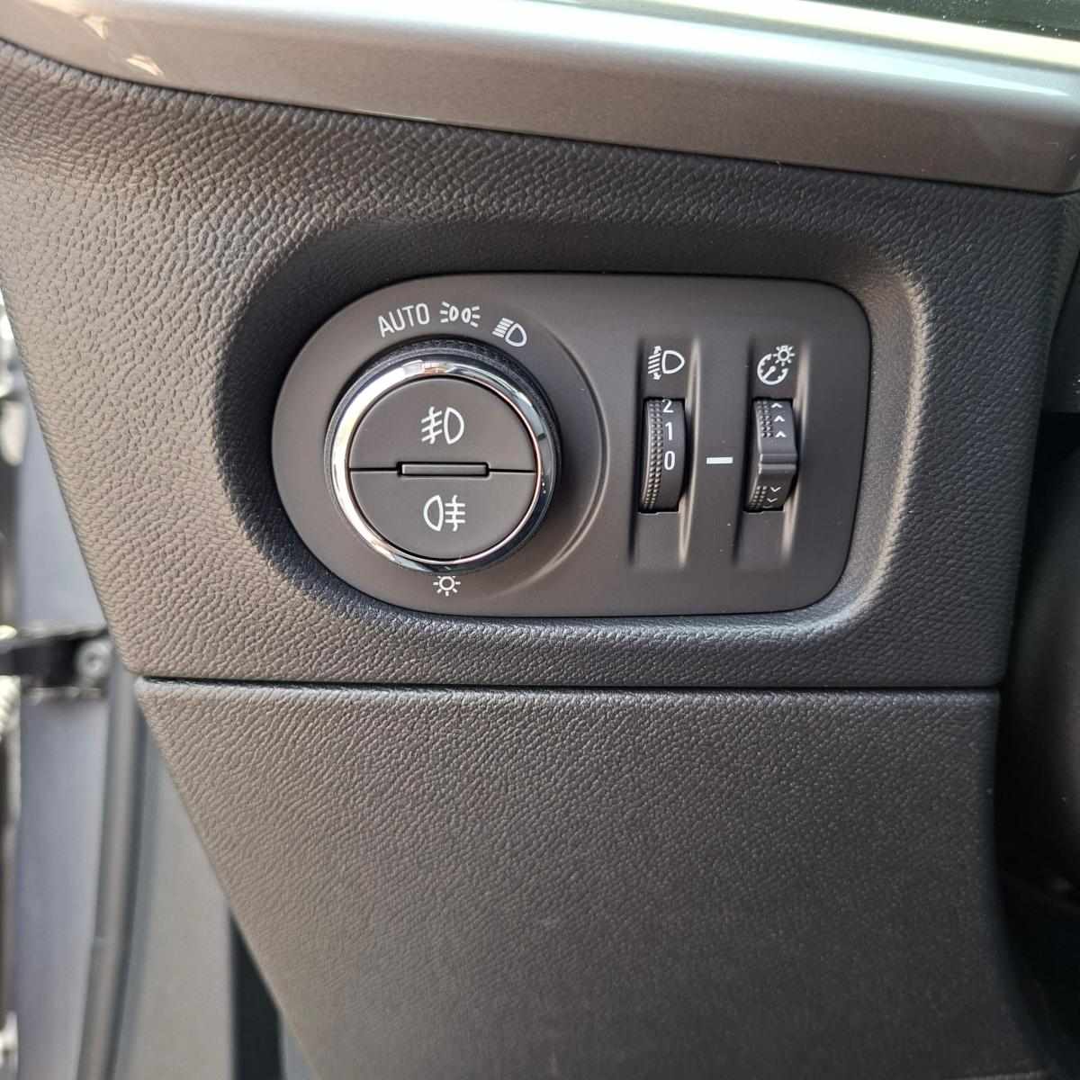 opel-mokka-2023-gasolina-1199cc