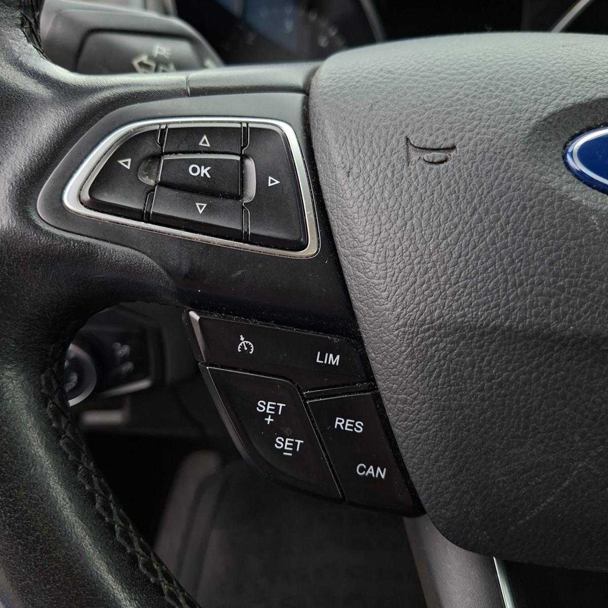 ford-focus-sw-2015-diesel-1499cc