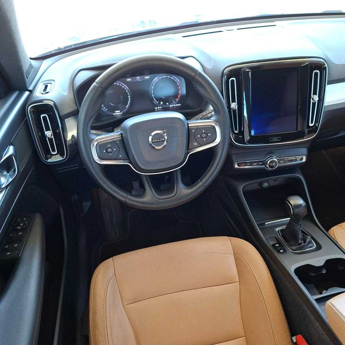 volvo-xc40-2019-gasolina-1477cc