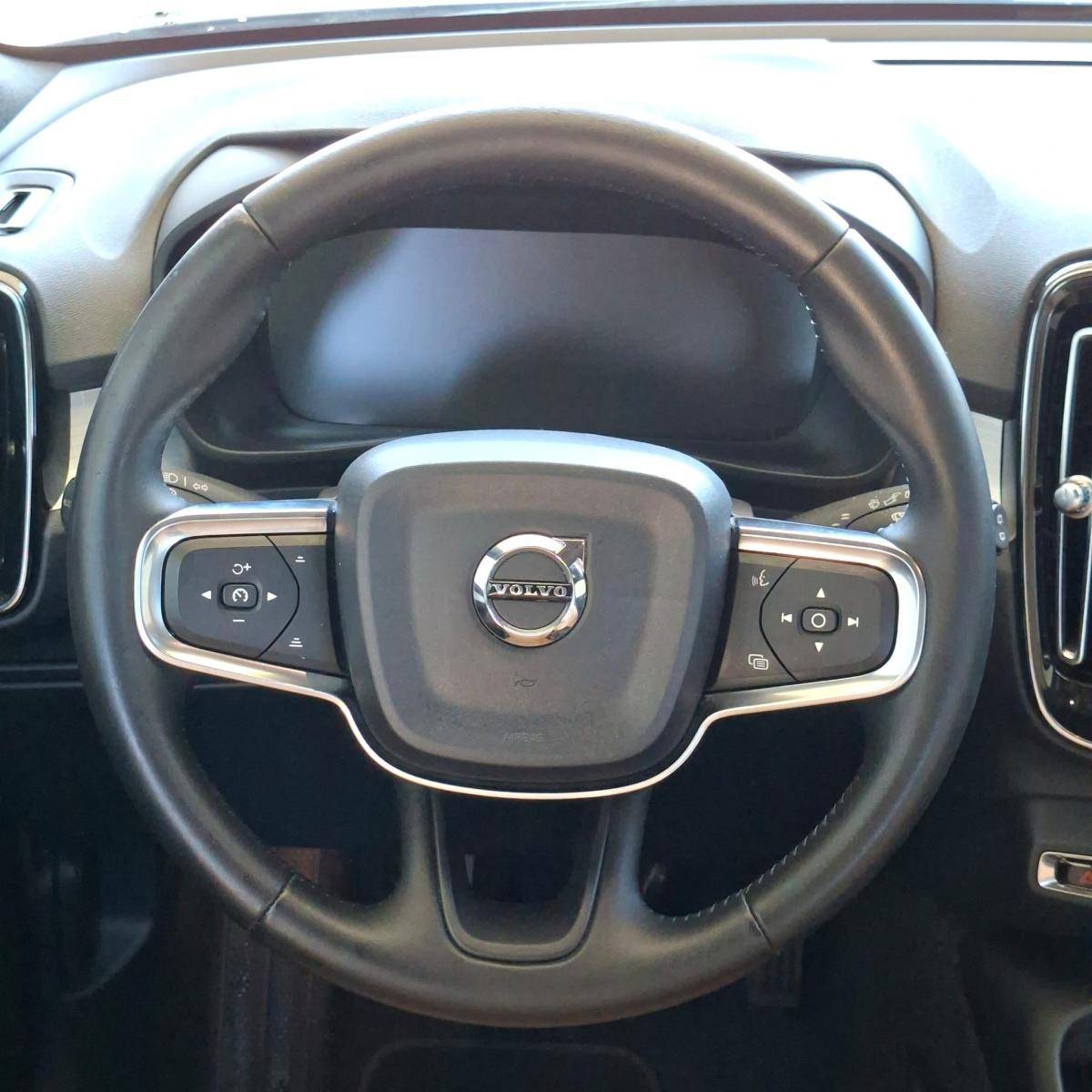 volvo-xc40-2019-gasolina-1477cc