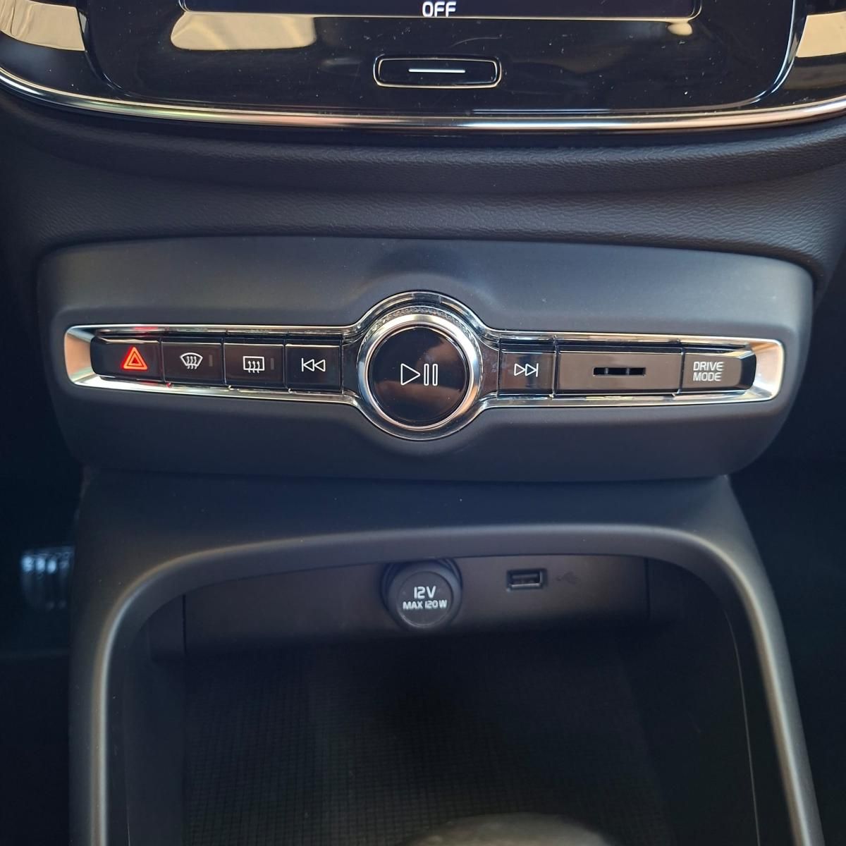 volvo-xc40-2019-gasolina-1477cc