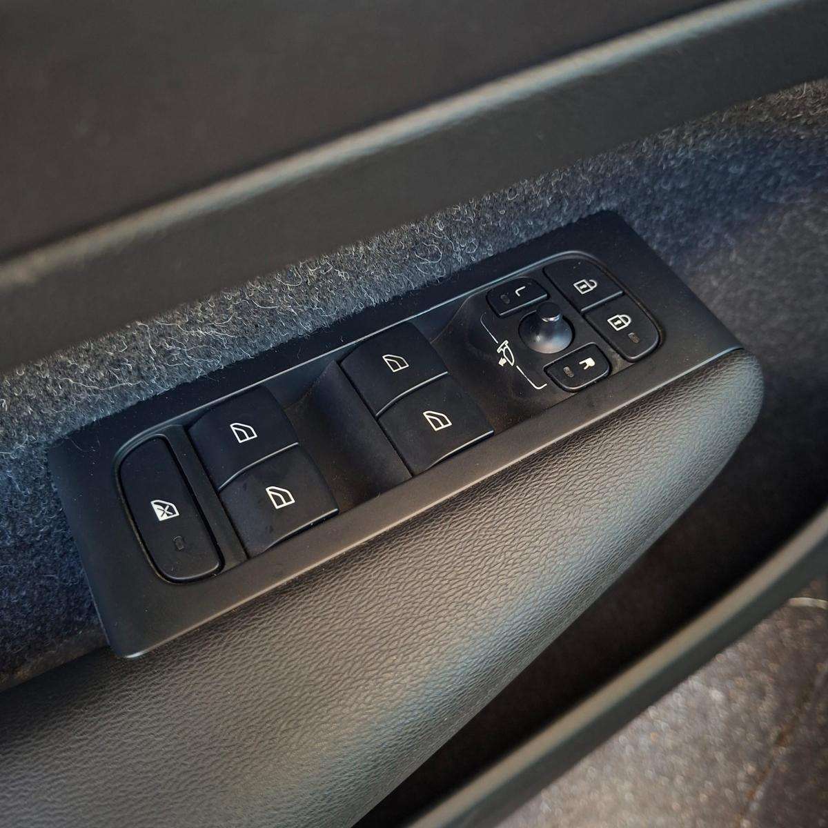 volvo-xc40-2019-gasolina-1477cc