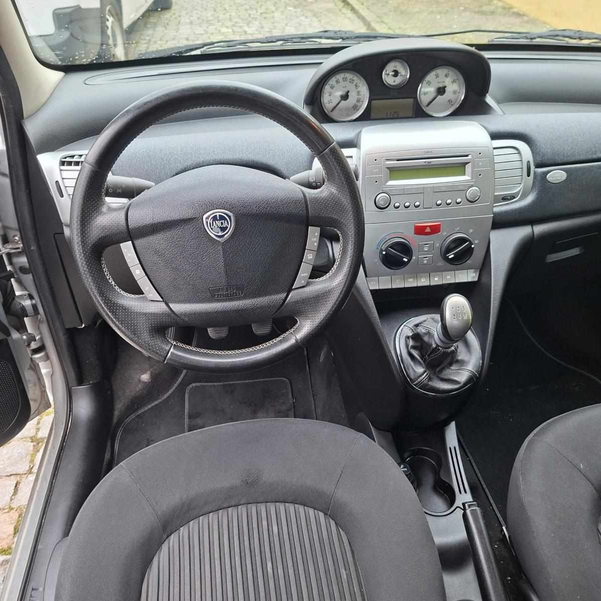 lancia-ypsilon-2010-gasolina-1242cc