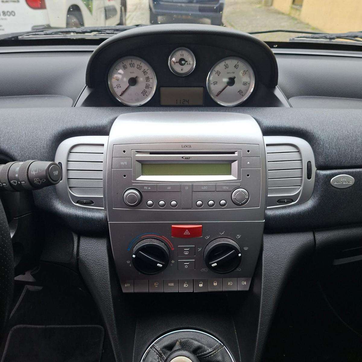 lancia-ypsilon-2010-gasolina-1242cc
