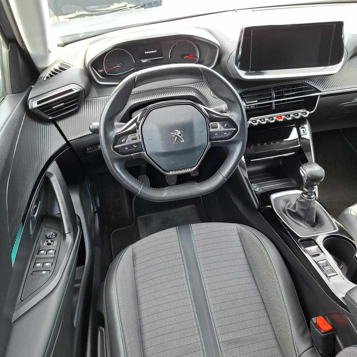 peugeot-2008-2021-diesel-1499cc