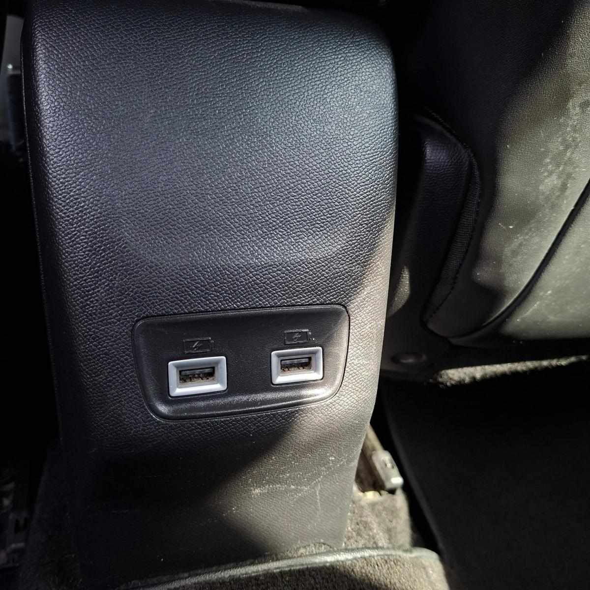 peugeot-2008-2021-diesel-1499cc