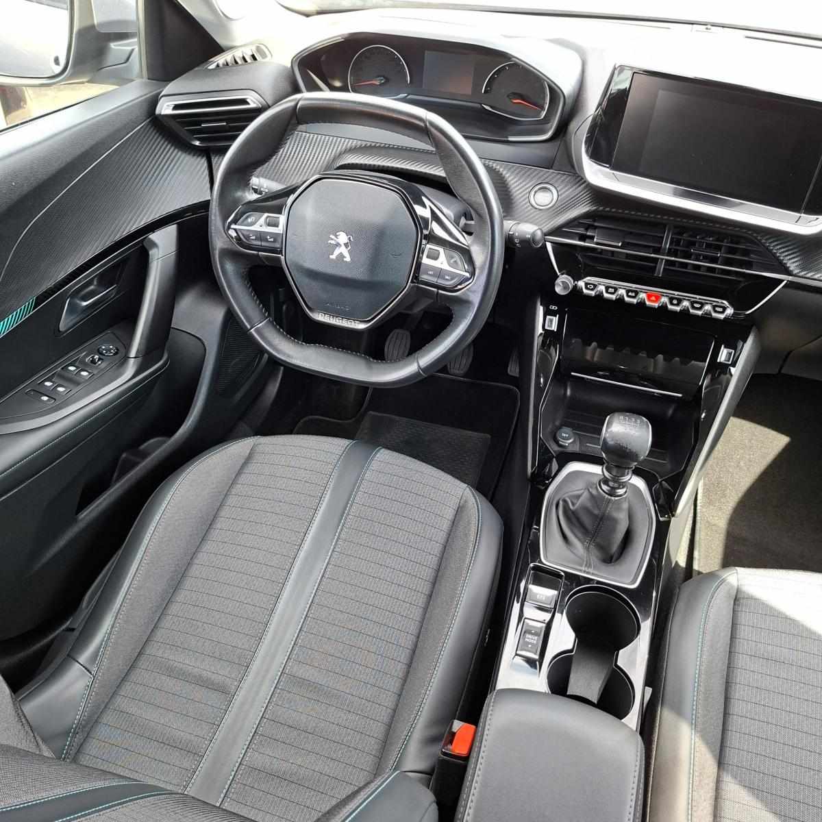 peugeot-2008-2021-diesel-1499cc