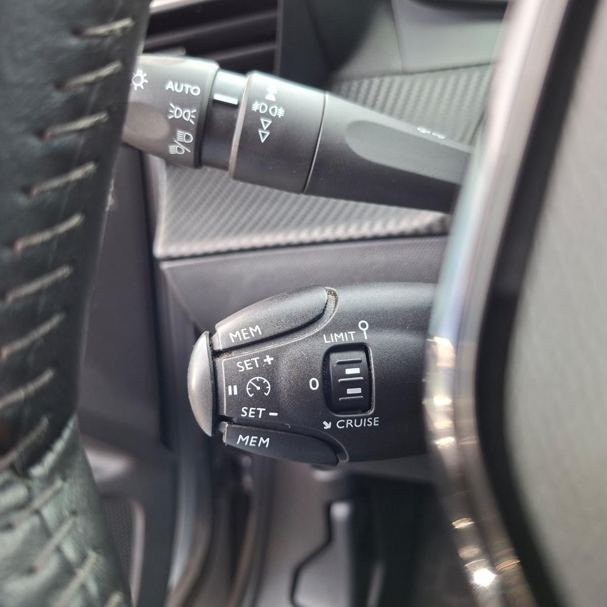 peugeot-2008-2021-diesel-1499cc