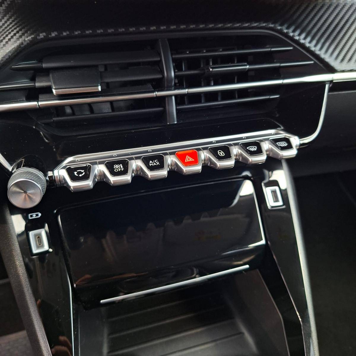 peugeot-2008-2021-diesel-1499cc