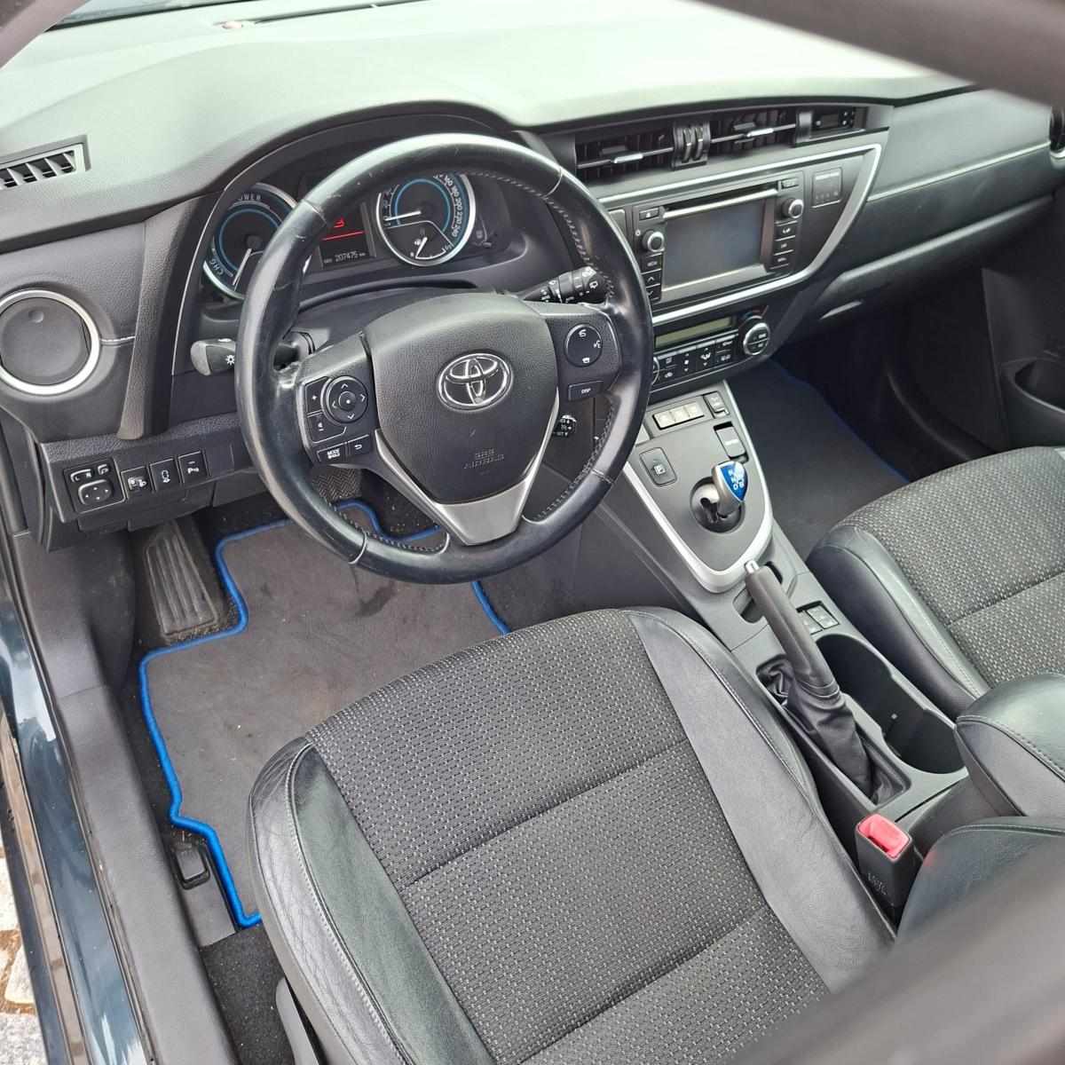toyota-auris-2014-hibrido-a-gasolina-1798cc